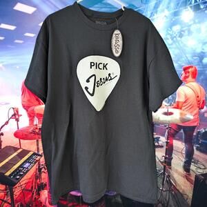 New Kerusso Men XL Pick Jesus Music Black Guitar Graphic Christian Faith God Tee